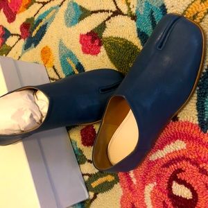 Maison Margiela Blue Tabi Slides 41 (10)